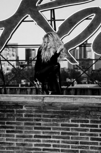 Perfume_Rock21_by_Shakira_Imagem_Promocional_12.jpg