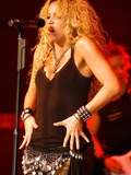 Shakira_SM888316027.jpg