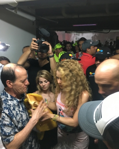 www_shakirabrasil_com000005.jpg
