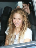 www_shakirabrasil_com~02.jpg