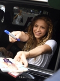 www_shakirabrasil_com~33.jpg