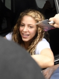 www_shakirabrasil_com~39.jpg