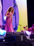 www_shakirabrasil_com~13.jpg