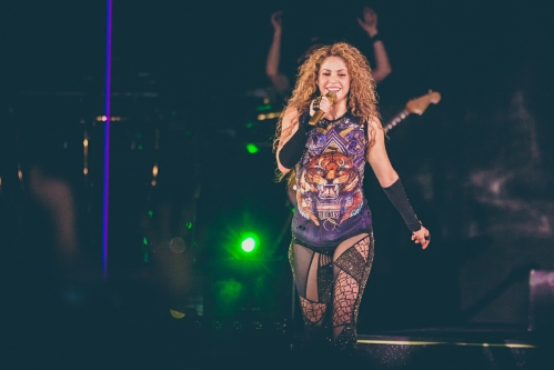 www_shakirabrasil_com~04.jpg