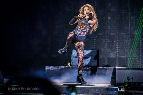 www_shakirabrasil_com~12.jpg