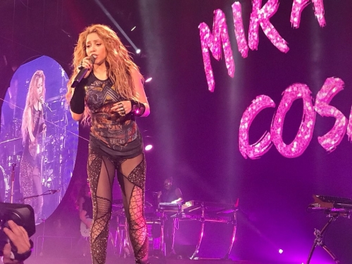 www_shakirabrasil_com00006.jpg