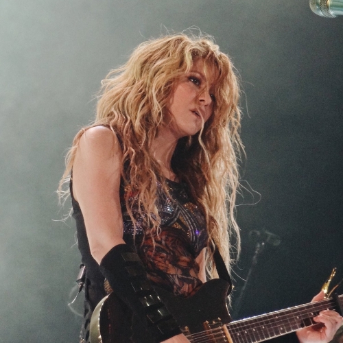 www_shakirabrasil_com00010.jpg
