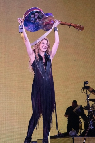www_shakirabrasil_com00004.jpg