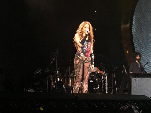 www_shakirabrasil_com00016.jpg