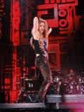 www_shakirabrasil_com00021.jpg