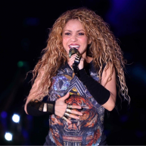 www_shakirabrasil_com~02.jpg