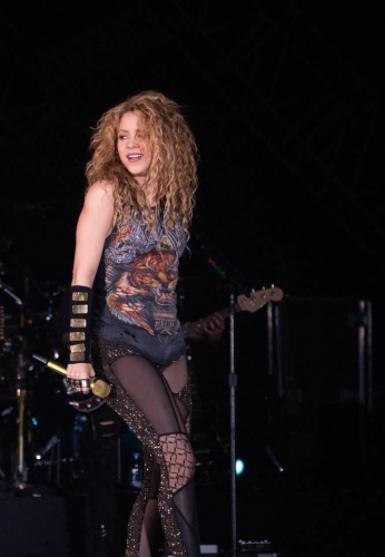 www_shakirabrasil_com000056.jpg