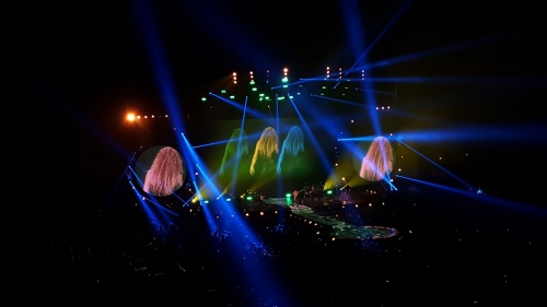 www_shakirabrasil_com000013.jpg