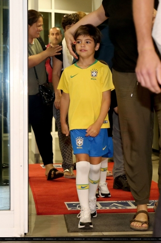www_shakirabrasil_com000011.jpg