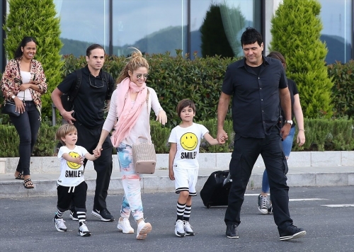 www_shakirabrasil_com000004.jpg