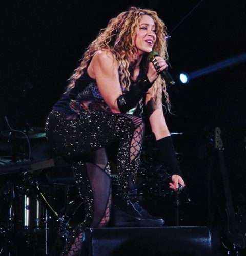 www_shakirabrasil_com00004.jpg