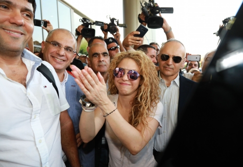 www_shakirabrasil_com~02.jpg