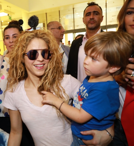 www_shakirabrasil_com~08.jpg