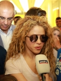www_shakirabrasil_com~09.jpg