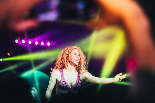 www_shakirabrasil_com~64.jpg