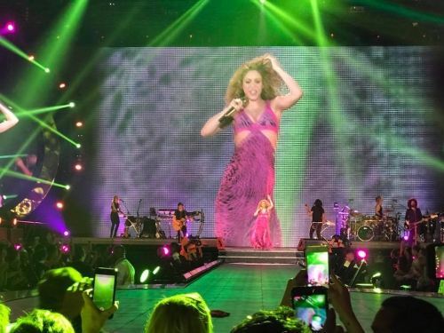 www_shakirabrasil_com~41.jpg
