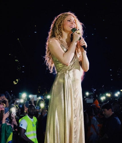www_shakirabrasil_com~42.jpg