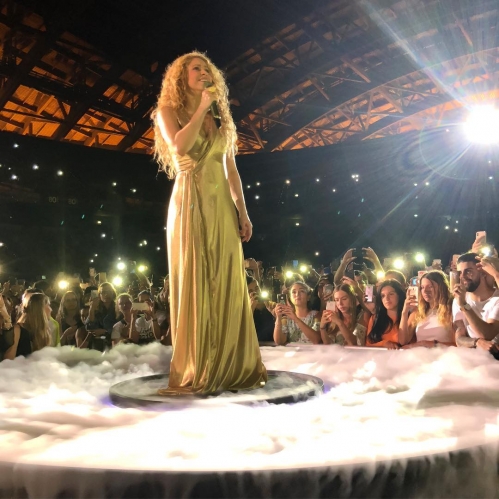 www_shakirabrasil_com~43.jpg