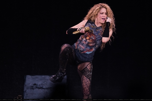 www_shakirabrasil_com00073.jpg