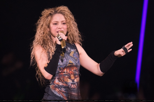 www_shakirabrasil_com00085.jpg