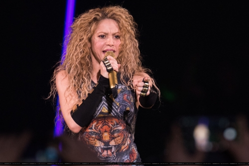 www_shakirabrasil_com00087.jpg