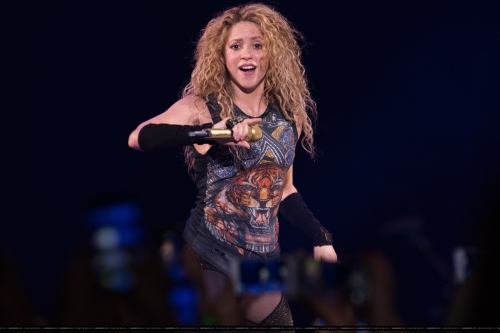 www_shakirabrasil_com00096.jpg