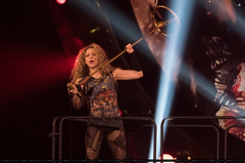 www_shakirabrasil_com00112.jpg