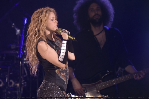 www_shakirabrasil_com00020.jpg