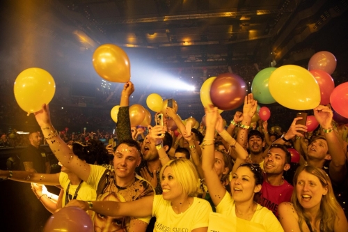 www_shakirabrasil_com000014.jpg