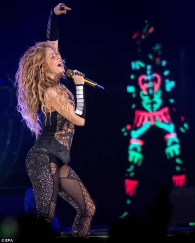 www_shakirabrasil_com000047.jpg