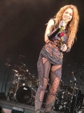 www_shakirabrasil_com000009.jpg