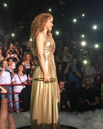 www_shakirabrasil_com~02.jpg