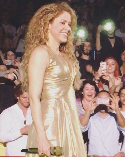 www_shakirabrasil_com~05.jpg
