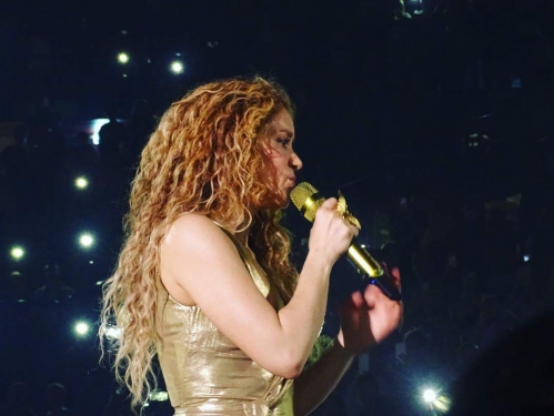 www_shakirabrasil_com~08.jpg