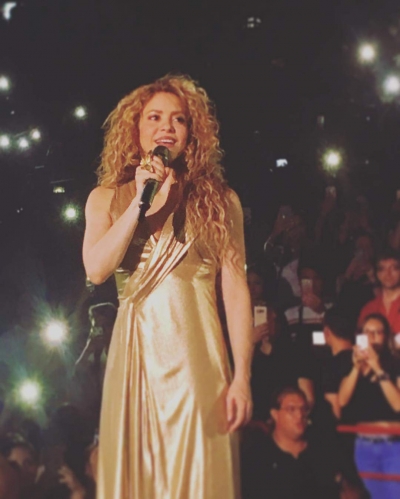 www_shakirabrasil_com~09.jpg