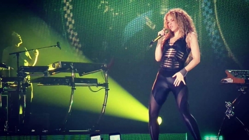 www_shakirabrasil_com~35.jpg