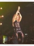 www_shakirabrasil_com~25.jpg