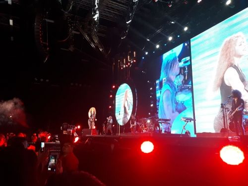 www_shakirabrasil_com00012.jpg