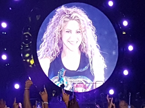 www_shakirabrasil_com00020.jpg
