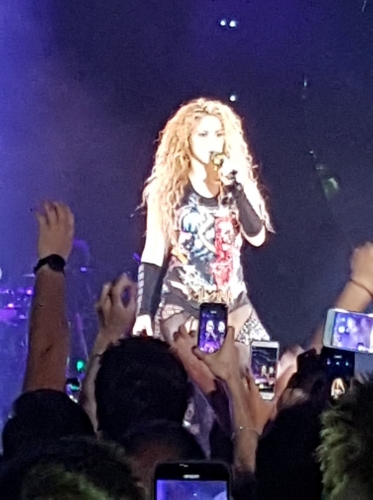 www_shakirabrasil_com00024.jpg
