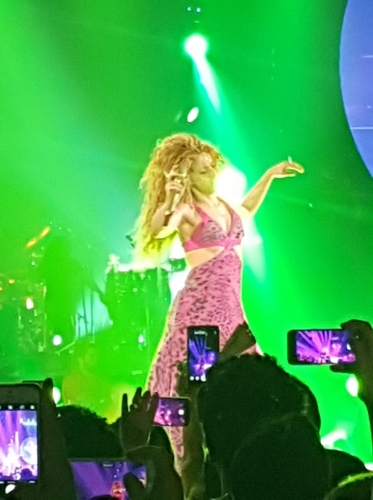 www_shakirabrasil_com00025.jpg