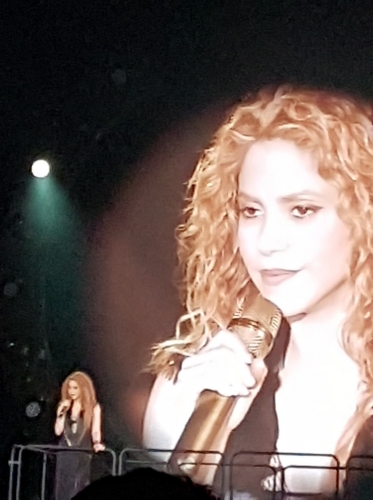 www_shakirabrasil_com00032.jpg