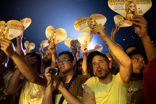 www_shakirabrasil_com00035.jpg