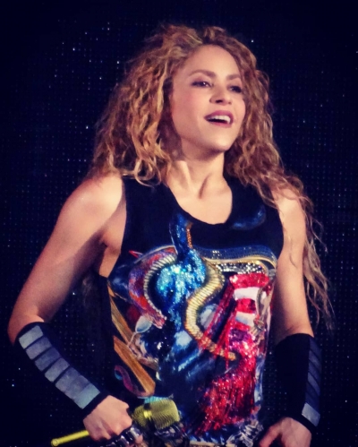 www_shakirabrasil_com00038.jpg