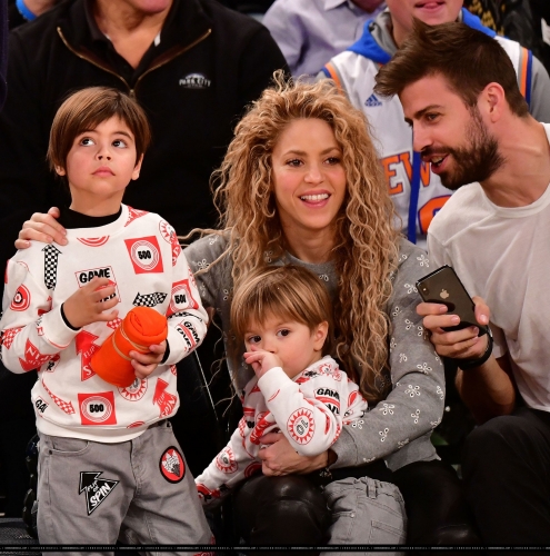 www_shakirabrasil_com00002.jpg